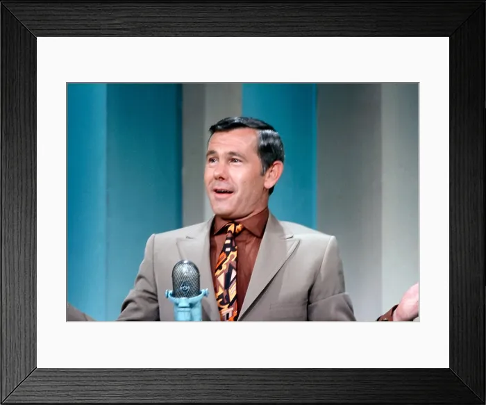 Framed Print : THE TONIGHT SHOW STARRING JOHNNY CARSON, Johnny Carson, (aired June 24, 1968), 1962-1992 Framed Print : THE TONIGHT SHOW STARRING JOHNNY CARSON, Johnny Carson, (aired June 24, 1968), 1962-1992