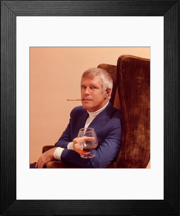Framed Print : BANACEK, George Peppard, (shot June 1972), 1972-74 Framed Print : BANACEK, George Peppard, (shot June 1972), 1972-74
