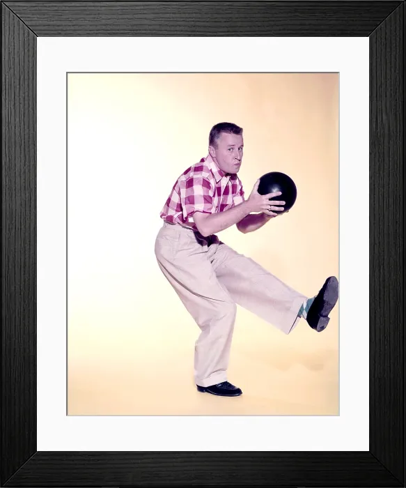 Framed Print : THE GEORGE GOBEL SHOW, George Gobel, 1954-1960 Framed Print : THE GEORGE GOBEL SHOW, George Gobel, 1954-1960