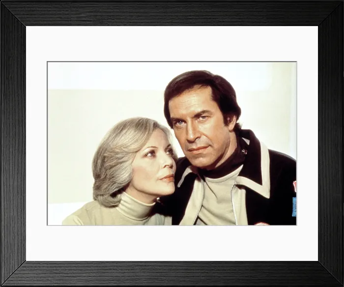 Framed Print : SPACE 1999, (aka SPACE: 1999), Barbara Bain, Martin Landau, 1975-77