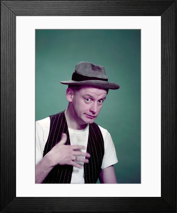 Framed Print : THE HONEYMOONERS, Art Carney, 1955-56