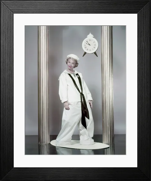 Framed Print : THE DINAH SHORE CHEVY SHOW, Dinah Shore, host, 1956-1963