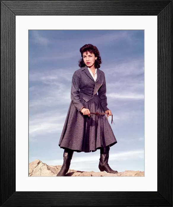 Framed Print : ZORRO, Annette Funicello, (Season 2, 1959 episode), 1957-1959 Framed Print : ZORRO, Annette Funicello, (Season 2, 1959 episode), 1957-1959