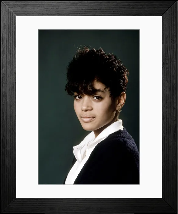 Framed Print : THE COSBY SHOW, Lisa Bonet (1985), 1984-92 Framed Print : THE COSBY SHOW, Lisa Bonet (1985), 1984-92