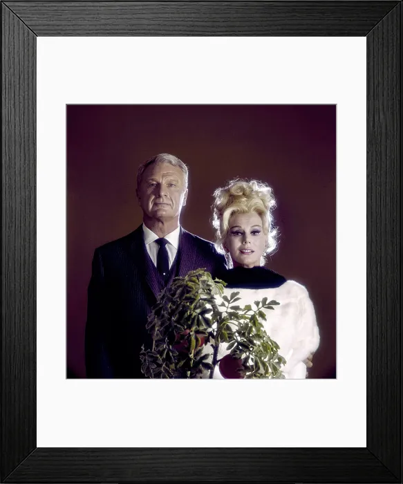 Framed Print : GREEN ACRES, Eddie Albert, Eva Gabor, 1965-1971