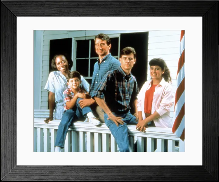 Framed Print : I'LL FLY AWAY, Regina Taylor, John Aaron Bennett, Sam Waterston, Jeremy London, Ashlee Levitch, 1991, TV, 1991-93 Framed Print : I'LL FLY AWAY, Regina Taylor, John Aaron Bennett, Sam Waterston, Jeremy London, Ashlee Levitch, 1991, TV, 1991-93