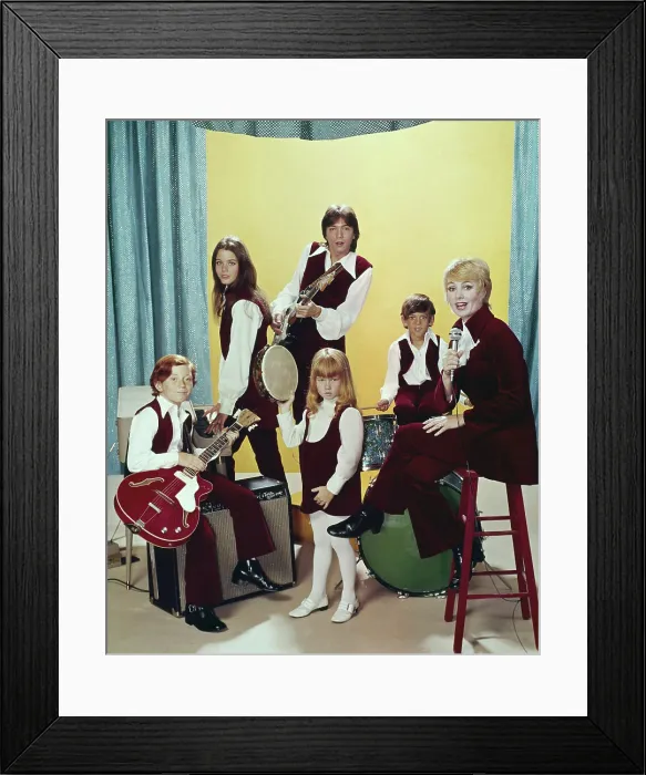 Framed Print : THE PARTRIDGE FAMILY, (from left): Danny Bonaduce, Susan Dey, David Cassidy, Suzanne Crough, Jeremy Gelbwaks, Shirley Jones, (Season 1) Framed Print : THE PARTRIDGE FAMILY, (from left): Danny Bonaduce, Susan Dey, David Cassidy, Suzanne Crough, Jeremy Gelbwaks, Shirley Jones, (Season 1)