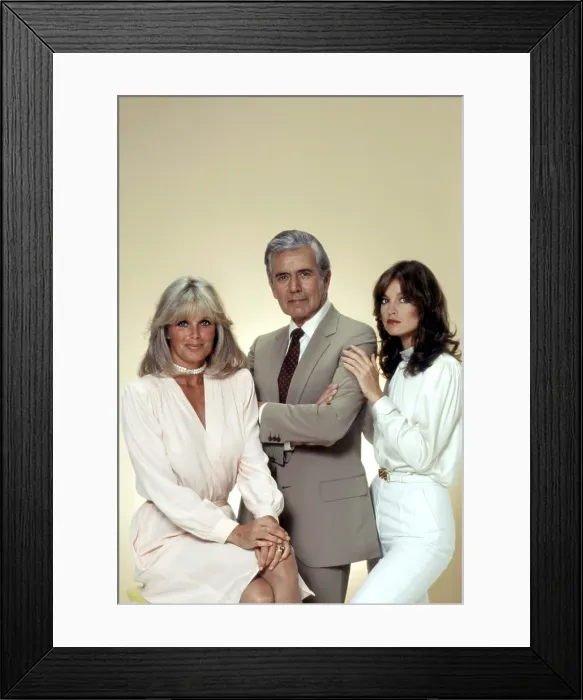 Framed Print : DYNASTY, Linda Evans, John Forsythe, Pamela Sue Martin, 1981-89