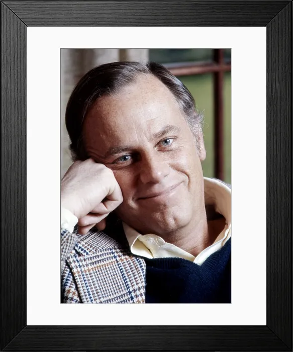 Framed Print : McLean Stevenson, at home, 1971 Framed Print : McLean Stevenson, at home, 1971