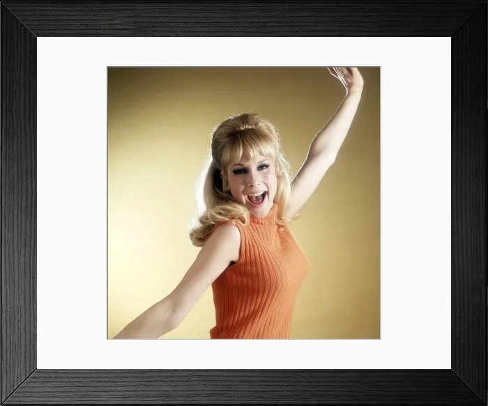 Framed Print : Barbara Eden, 1968