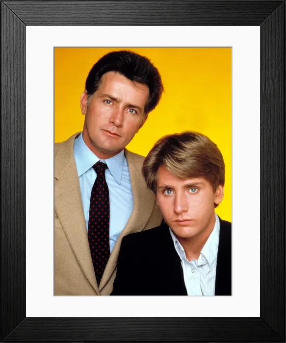 Framed Print : IN THE CUSTODY OF STRANGERS, Martin Sheen, Emilio Estevez, 1982