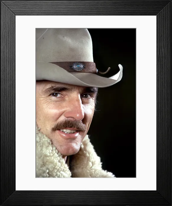 Framed Print : MCCLOUD, Dennis Weaver, (1973), 1970-1977