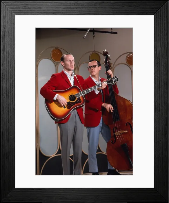 Framed Print : THE SMOTHERS BROTHERS COMEDY HOUR, from left: Tom Smothers, Dick Smothers, 1967-70 Framed Print : THE SMOTHERS BROTHERS COMEDY HOUR, from left: Tom Smothers, Dick Smothers, 1967-70