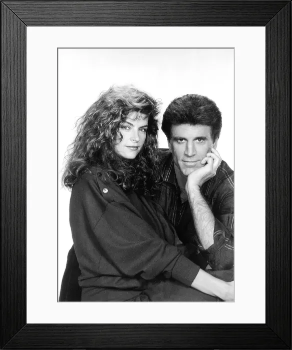 Framed Print : CHEERS, from left, Kirstie Alley, Ted Danson, 1982-93 (photo ca. 1987)