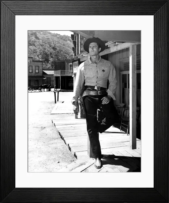 Framed Print : CHEYENNE, Clint Walker, Incident at Indian Springs, aired September 24, 1957 (1955-63) Framed Print : CHEYENNE, Clint Walker, Incident at Indian Springs, aired September 24, 1957 (1955-63)