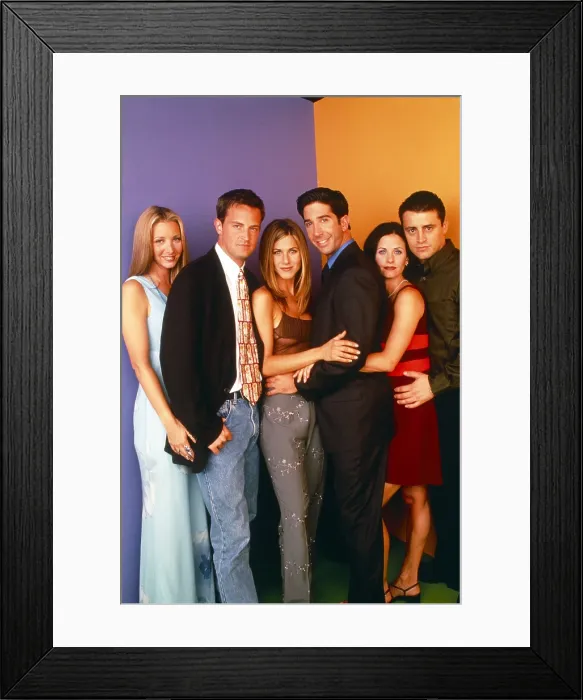 Framed Print : FRIENDS, from left: Lisa Kudrow, Matthew Perry, Jennifer Aniston, David Schwimmer, Courteney Cox, Matt LeBlanc, 1994-2004 Framed Print : FRIENDS, from left: Lisa Kudrow, Matthew Perry, Jennifer Aniston, David Schwimmer, Courteney Cox, Matt LeBlanc, 1994-2004