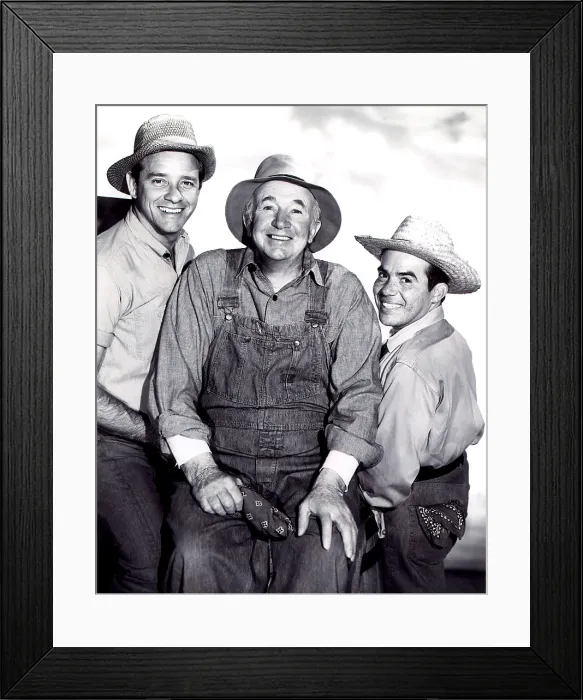 Framed Print : THE REAL MCCOYS, Richard Crenna, Walter Brennan, Tony Martinez, 1957-1963