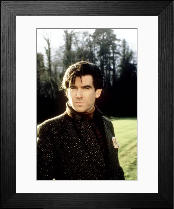 Framed Print : REMINGTON STEELE, Pierce Brosnan, 1982-87