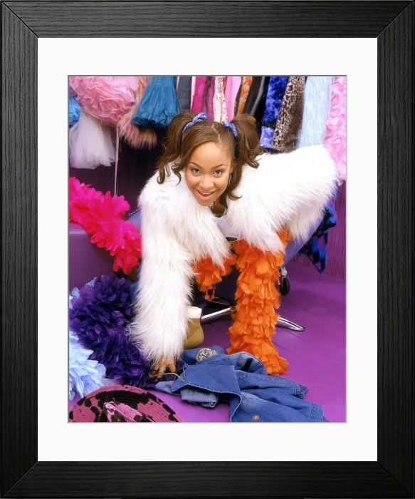 Framed Print : THAT'S SO RAVEN, Raven (aka Raven-Symone), (Season 2), 2002-07 Framed Print : THAT'S SO RAVEN, Raven (aka Raven-Symone), (Season 2), 2002-07