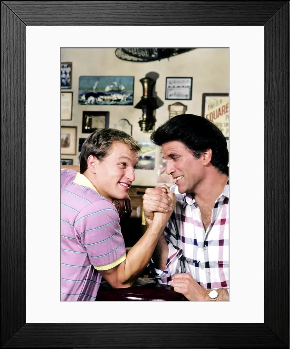 Framed Print : CHEERS, Woody Harrelson, Ted Danson (1985-1993), 1982-1993 Framed Print : CHEERS, Woody Harrelson, Ted Danson (1985-1993), 1982-1993