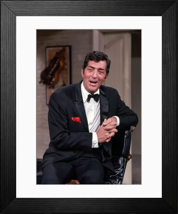 Framed Print : THE DEAN MARTIN SHOW, (aka THE DEAN MARTIN COMEDY HOUR), Dean Martin, 1965-74