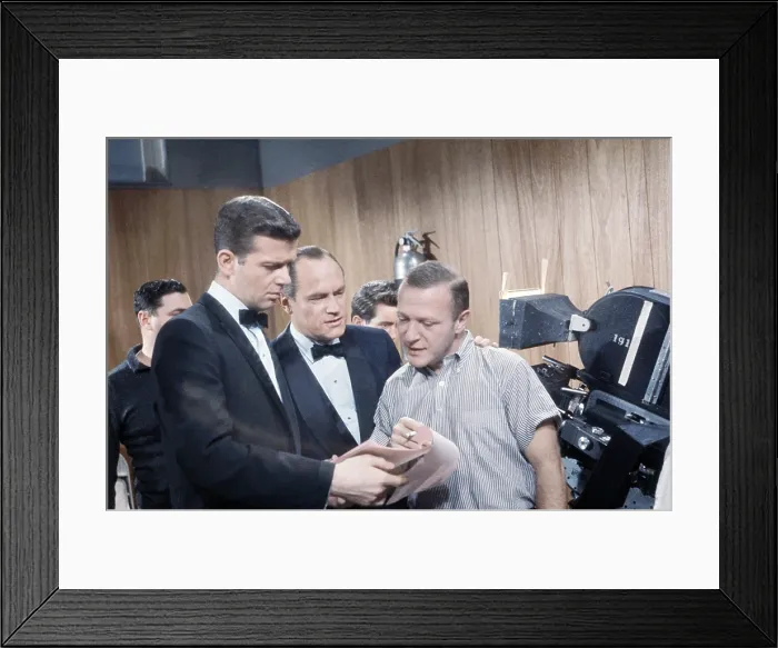 Framed Print : THE DEFENDERS, from left: Robert Reed, E.G. Marshall, Reginald Rose (creator), on set, 1961-1965