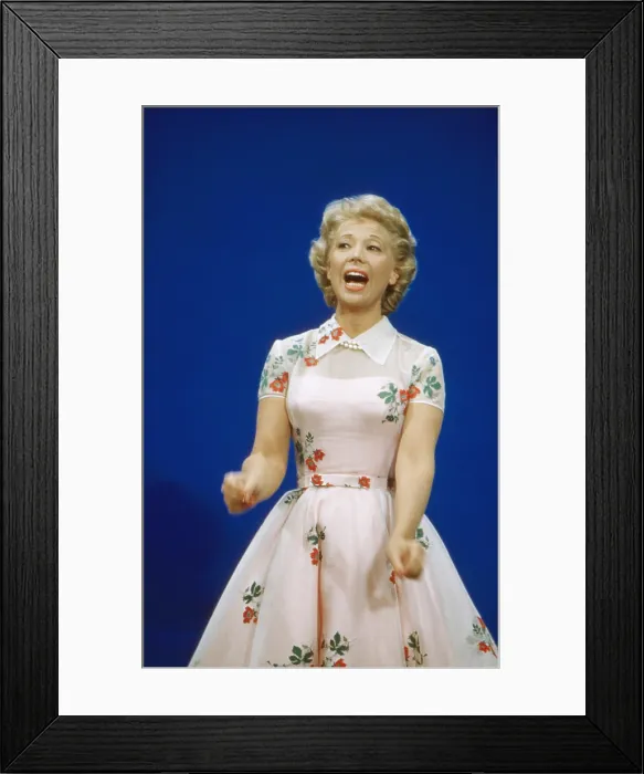 Framed Print : Dinah Shore performing, circa 1950s