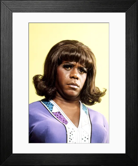 Framed Print : THE FLIP WILSON SHOW, (aka FLIP), Flip Wilson (as Geraldine Jones), 1970-74 (1970 photo) Framed Print : THE FLIP WILSON SHOW, (aka FLIP), Flip Wilson (as Geraldine Jones), 1970-74 (1970 photo)
