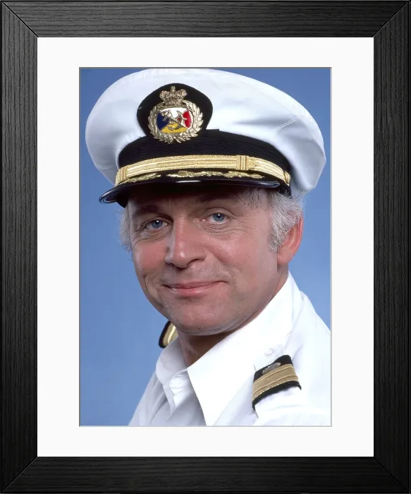 Framed Print : THE LOVE BOAT, Gavin MacLeod, (1978), 1977-86 Framed Print : THE LOVE BOAT, Gavin MacLeod, (1978), 1977-86