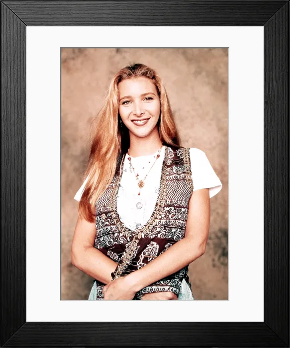 Framed Print : FRIENDS, Lisa Kudrow, 1994-2004 (ca. 1994 photo) Framed Print : FRIENDS, Lisa Kudrow, 1994-2004 (ca. 1994 photo)