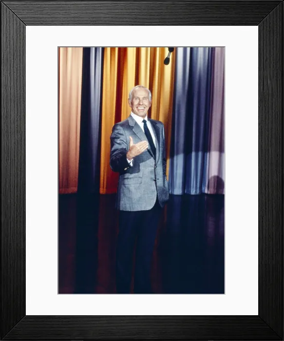 Framed Print : THE TONIGHT SHOW STARRING JOHNNY CARSON, Johnny Carson, (ca. early 1990s), 1962-92 Framed Print : THE TONIGHT SHOW STARRING JOHNNY CARSON, Johnny Carson, (ca. early 1990s), 1962-92