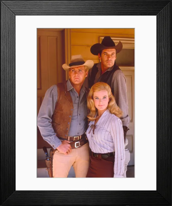 Framed Print : THE BIG VALLEY, Lee Majors, Peter Breck, Linda Evans, 1965-69