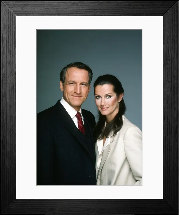Framed Print : HILL STREET BLUES, from left: Daniel J. Travanti, Veronica Hamel, (1984), 1981-87 Framed Print : HILL STREET BLUES, from left: Daniel J. Travanti, Veronica Hamel, (1984), 1981-87
