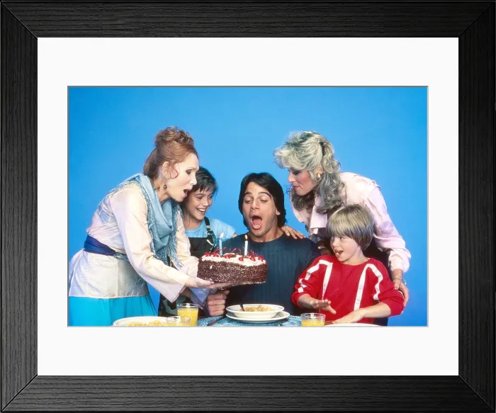 Framed Print : WHO'S THE BOSS?, from left: Katherine Helmond, Alyssa Milano, Tony Danza, Judith Light, Danny Pintauro, (Season 1, 1984), 1984-92