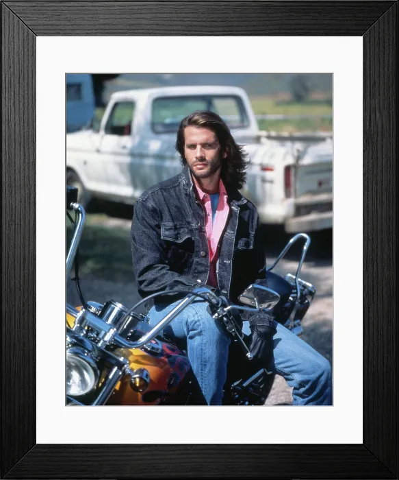 Framed Print : RENEGADE, Lorenzo Lamas, 1992-97 Framed Print : RENEGADE, Lorenzo Lamas, 1992-97