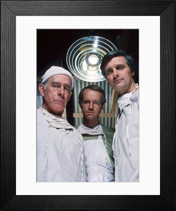 Framed Print : MASH, (aka M*A*S*H*), from left: Harry Morgan, Mike Farrell, Alan Alda