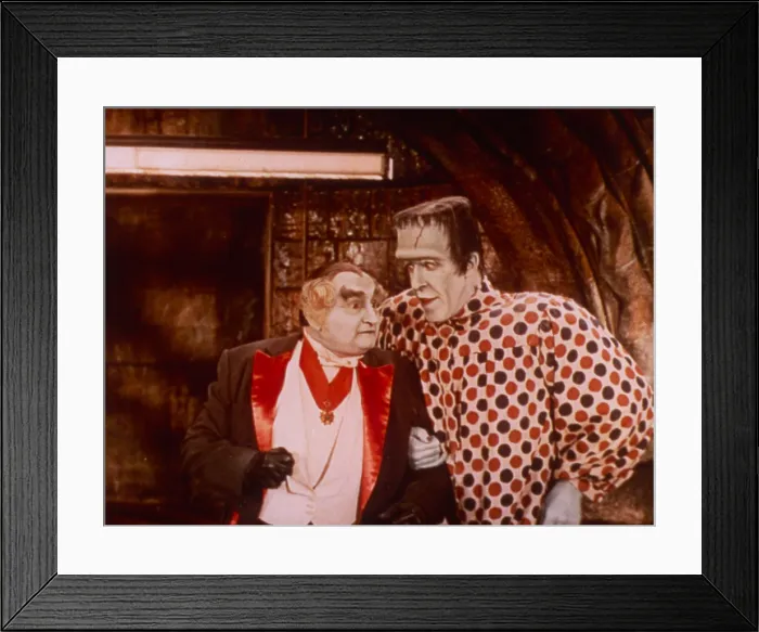 Framed Print : THE MUNSTERS, Al Lewis, Fred Gwynne, 1964-66 Framed Print : THE MUNSTERS, Al Lewis, Fred Gwynne, 1964-66