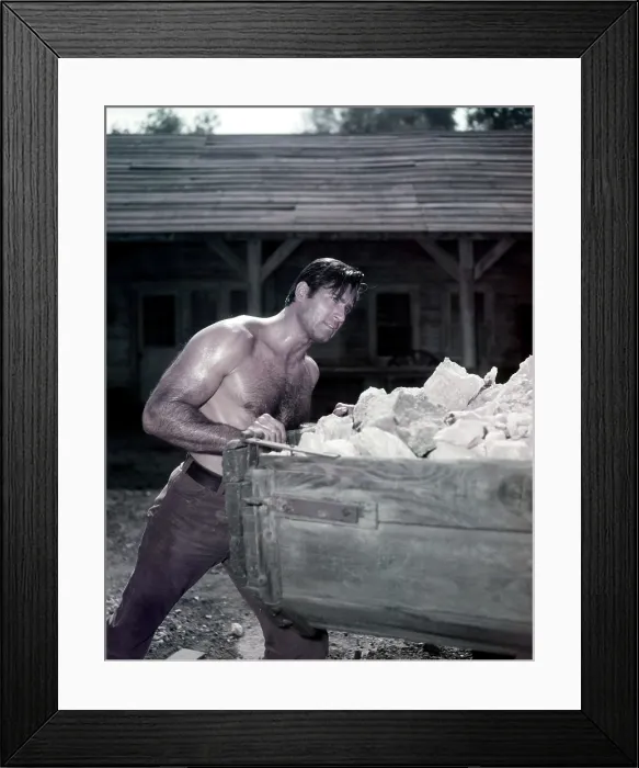 Framed Print : CHEYENNE, Clint Walker, 1955-63 Framed Print : CHEYENNE, Clint Walker, 1955-63