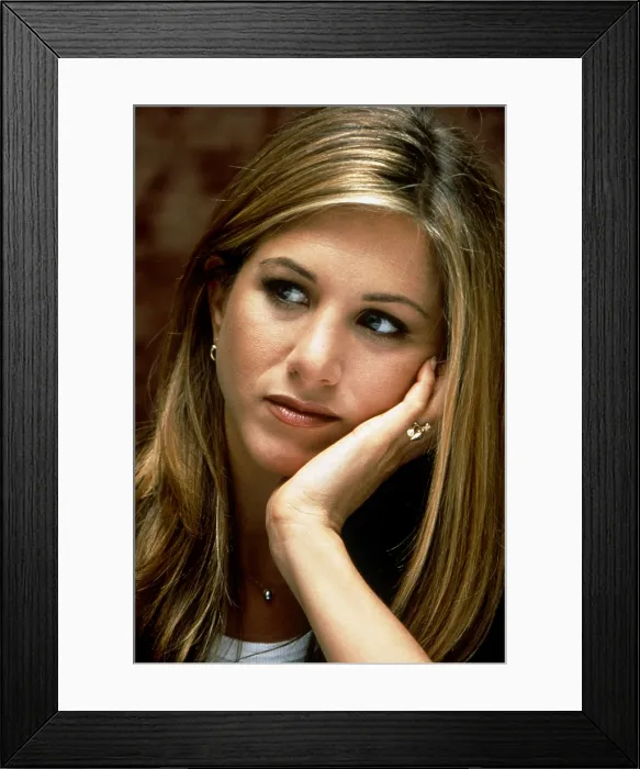 Framed Print : FRIENDS, Jennifer Aniston, 1994-2004 (ca. 1998 photo)