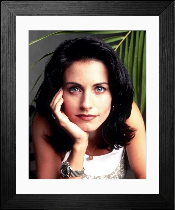 Framed Print : FRIENDS, Courteney Cox, 1994-2004 (1994 photo) Framed Print : FRIENDS, Courteney Cox, 1994-2004 (1994 photo)