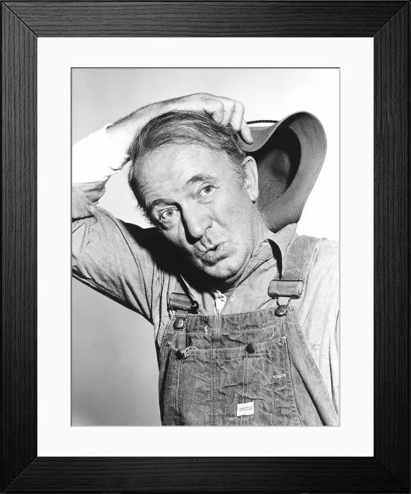 Framed Print : THE REAL MCCOYS, Walter Brennan, 1957-1963 Framed Print : THE REAL MCCOYS, Walter Brennan, 1957-1963