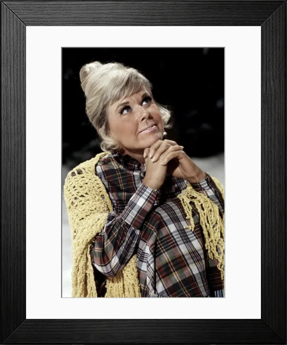 Framed Print : THE DORIS DAY SHOW, Doris Day, 1968-73 (photo by Robert Latter) Framed Print : THE DORIS DAY SHOW, Doris Day, 1968-73 (photo by Robert Latter)