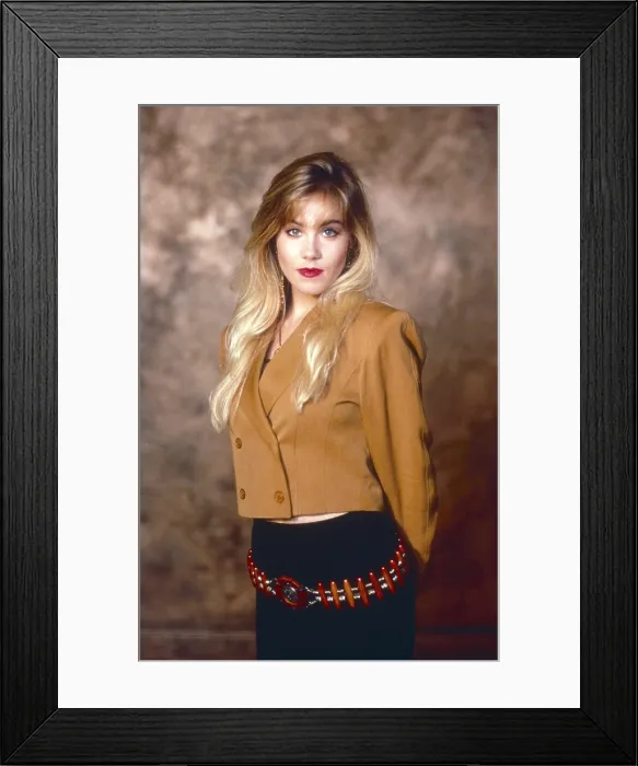 Framed Print : MARRIED...WITH CHILDREN, (aka MARRIED WITH CHILDREN), Christina Applegate, 1987-1997