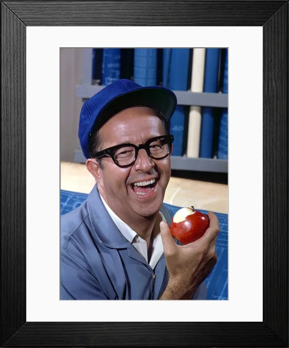 Framed Print : THE NEW PHIL SILVERS SHOW, Phil Silvers, 1963-1964 Framed Print : THE NEW PHIL SILVERS SHOW, Phil Silvers, 1963-1964