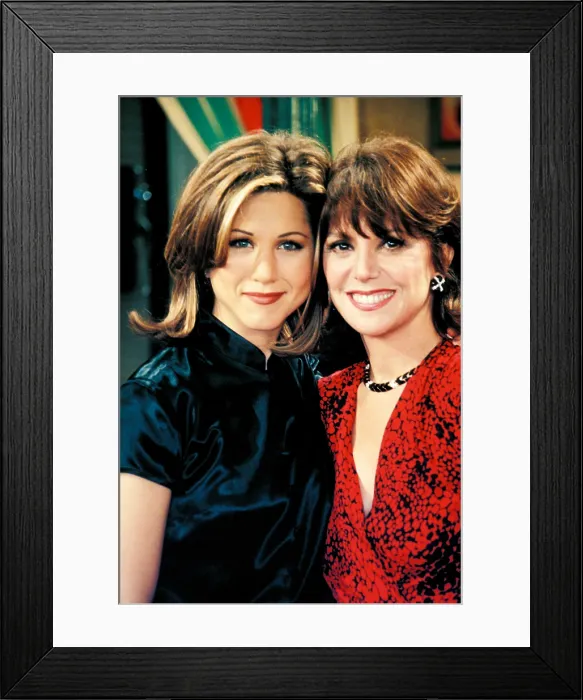 Framed Print : FRIENDS, Jennifer Aniston, Marlo Thomas, The One With Two Parties, (Season 2, epis. #222), 1994-2004