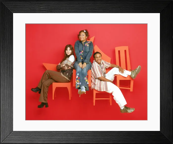 Framed Print : THAT'S SO RAVEN, Anneliese van der Pol, Raven (aka Raven-Symone), Orlando Brown, (Season 2), 2003-2007 Framed Print : THAT'S SO RAVEN, Anneliese van der Pol, Raven (aka Raven-Symone), Orlando Brown, (Season 2), 2003-2007