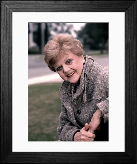 Framed Print : MURDER, SHE WROTE, Angela Lansbury, 1984-96 Framed Print : MURDER, SHE WROTE, Angela Lansbury, 1984-96