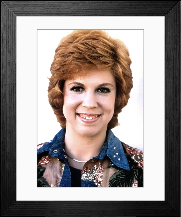 Framed Print : Vicki Lawrence, 1974