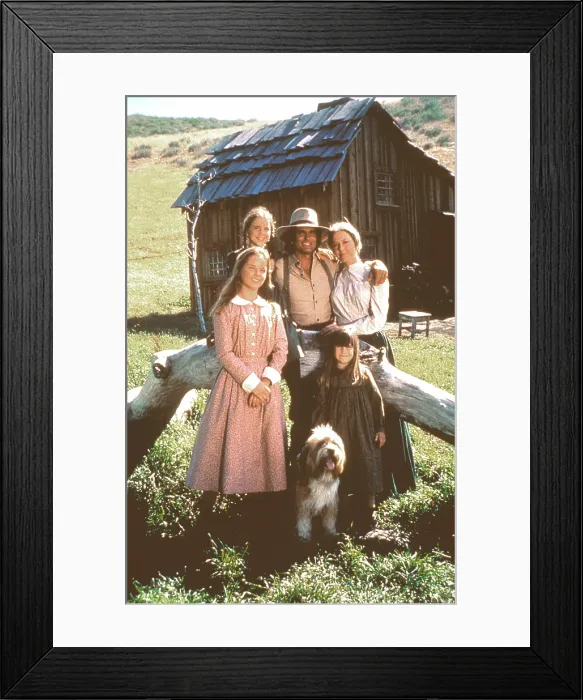 Framed Print : LITTLE HOUSE ON THE PRAIRIE (1974-1983) Karen Grassle, Michael Landon, Melissa Sue Anderson, Melissa Gilbert & Lindsay Greenbush Framed Print : LITTLE HOUSE ON THE PRAIRIE (1974-1983) Karen Grassle, Michael Landon, Melissa Sue Anderson, Melissa Gilbert & Lindsay Greenbush