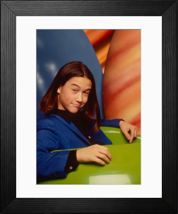 Framed Print : 3RD ROCK FROM THE SUN, Joseph Gordon-Levitt, 1996-2001
